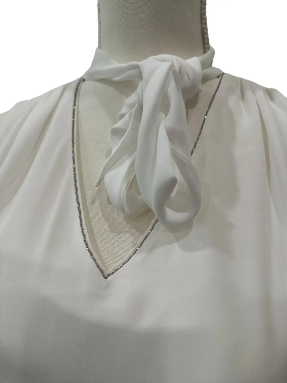 WHITE HOUSE BLACK MARKET WHBM White Bow Neck Tank Top Size 2P